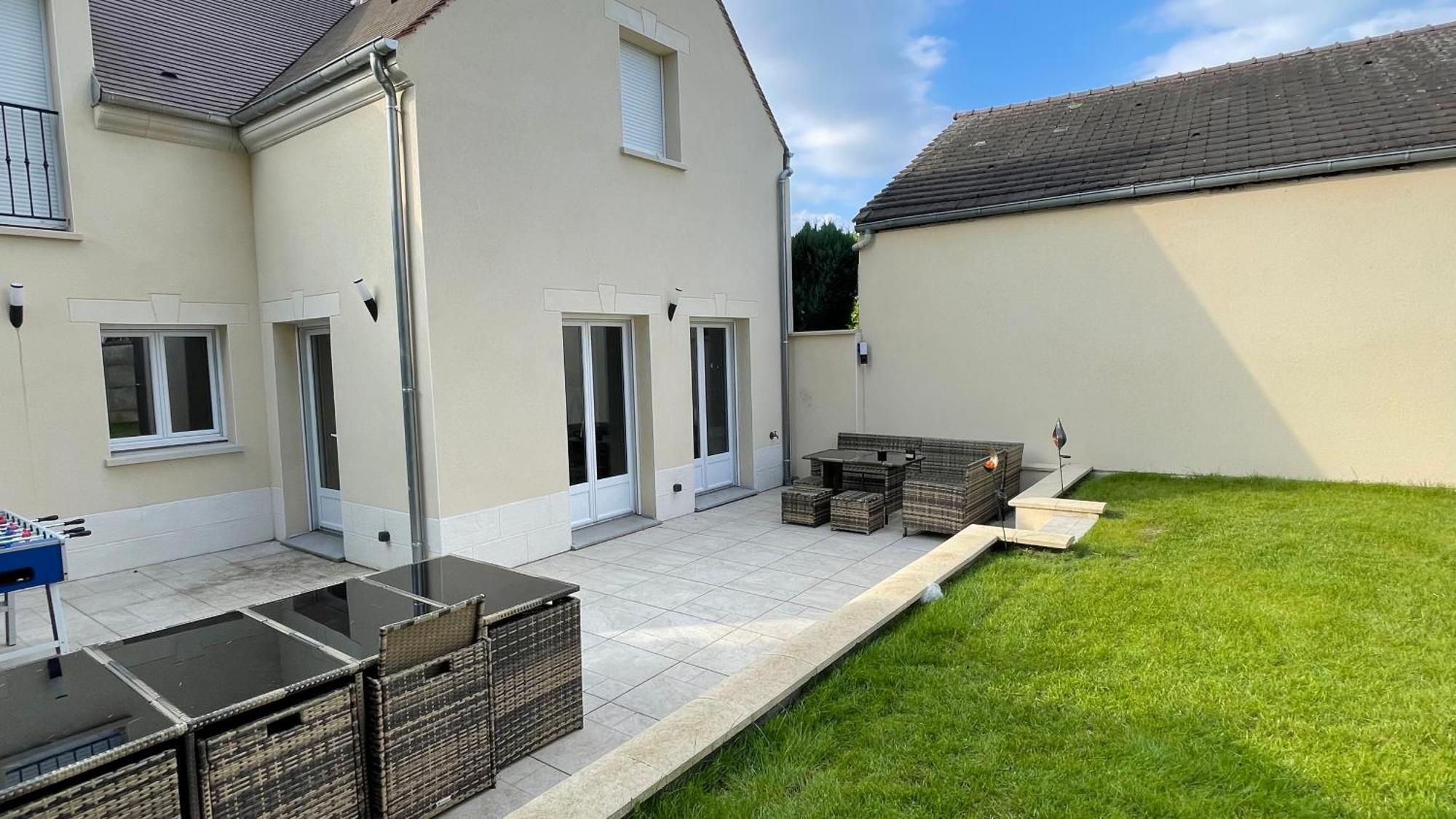 Chambre Songe Dans Maison Au Calme Compiegne Exterior photo